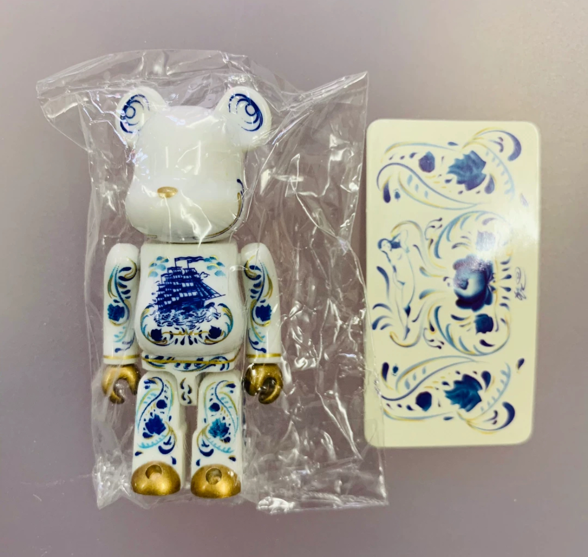 Bearbrick Series 20 PATTERN SSUR Blue and white porcelain Bearbrick Series 20 PATTERN SSUR Blue and white porcelain