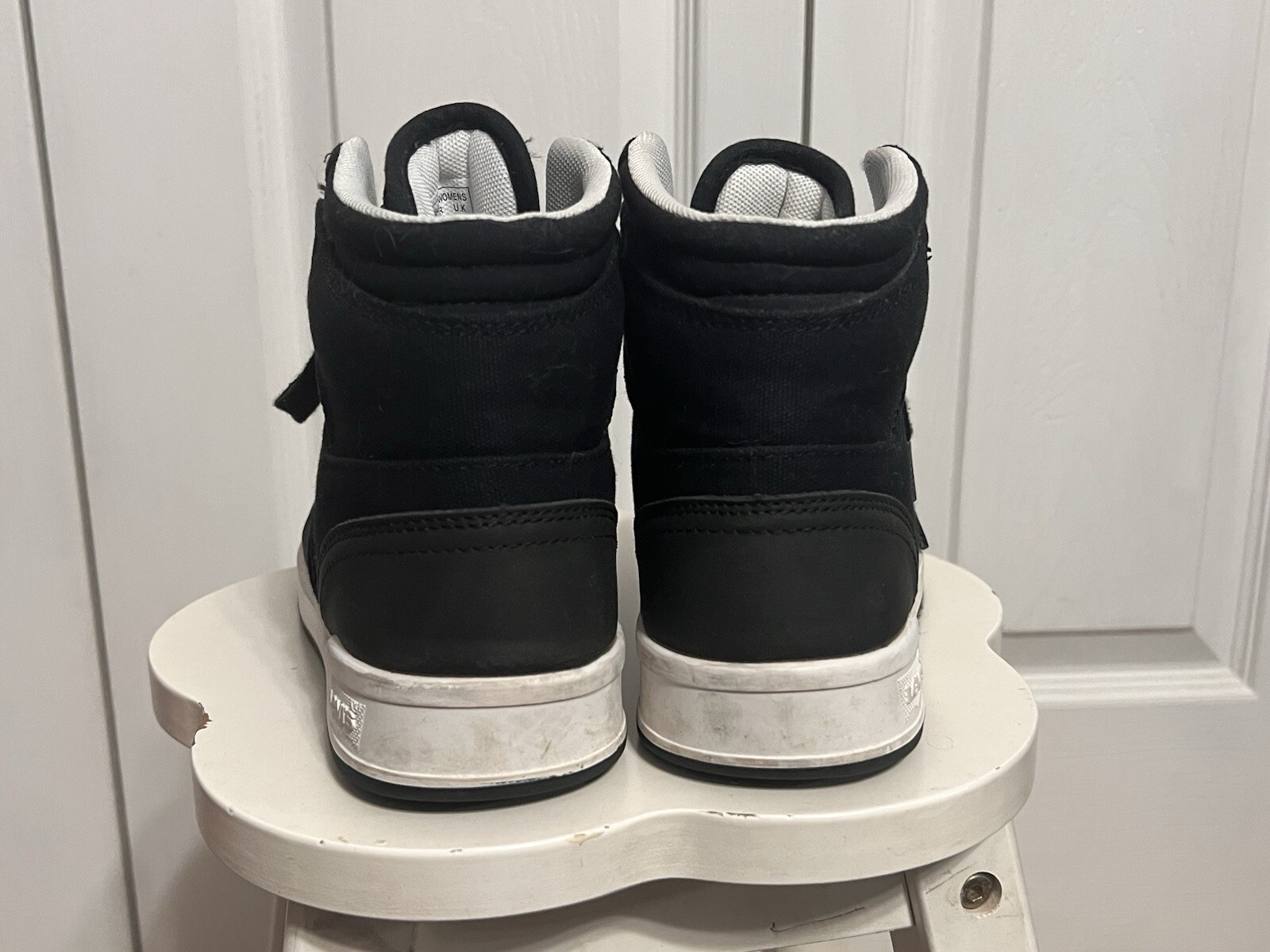 SAOLA Scarpe da ginnastica Levi's da donna in tela resistente stringate suola alta in gomma misura 6 5