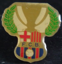 C.F BARCLONA Vintage 1991-92 LA LIGA Badge Stud fitting In gilt 22mm Dia
