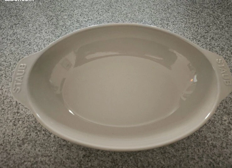 Plat Staub Neuf plat de service Cuisine Céramique Staub Plat A Poulet Four Femme - Photo 2/3