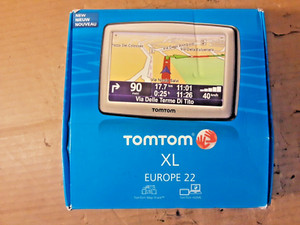 Tomtom XL Europe 22 Sat Nav. Original box, packaging, cables and carry case.