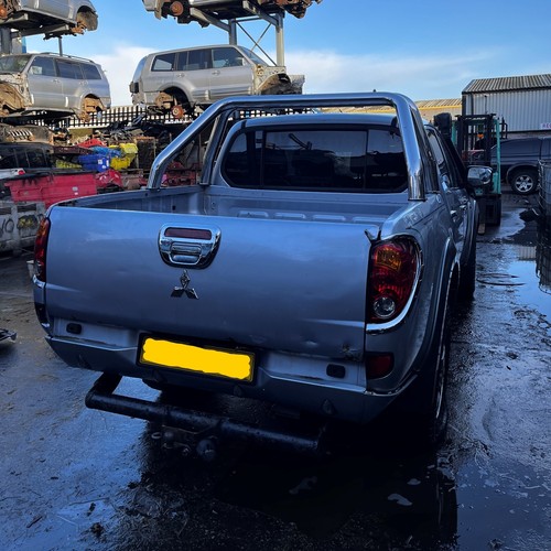 L200 ANIMAL 2.5 MANUAL BREAKING FOR 1 X WHEEL NUT - Picture 3 of 20