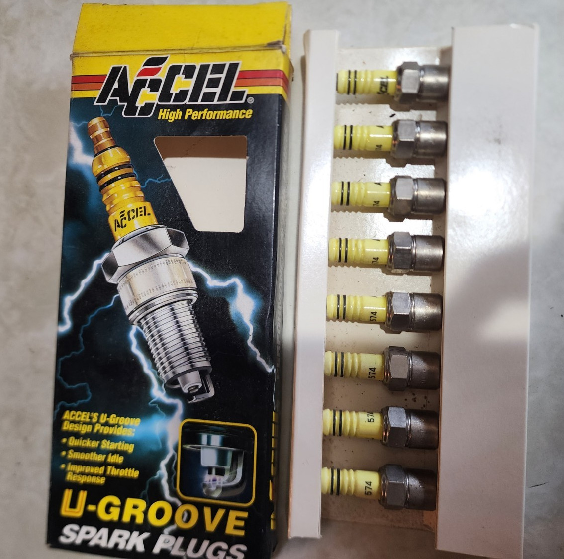 ACCEL UGroove Spark Plug 8177 Plug No 574 8 spark plugs BRAND NEW