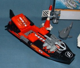 WORLD RACERS: JAGGED JAWS REEF SET 8897 - LEGO - 2010 - USED