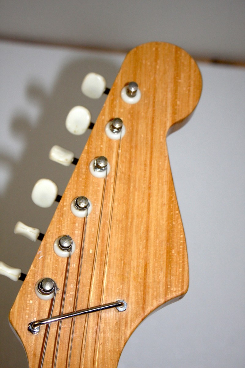 Vintage 1960's TEISCO Del-Ray ET-200 Tulip Sunburst Electric