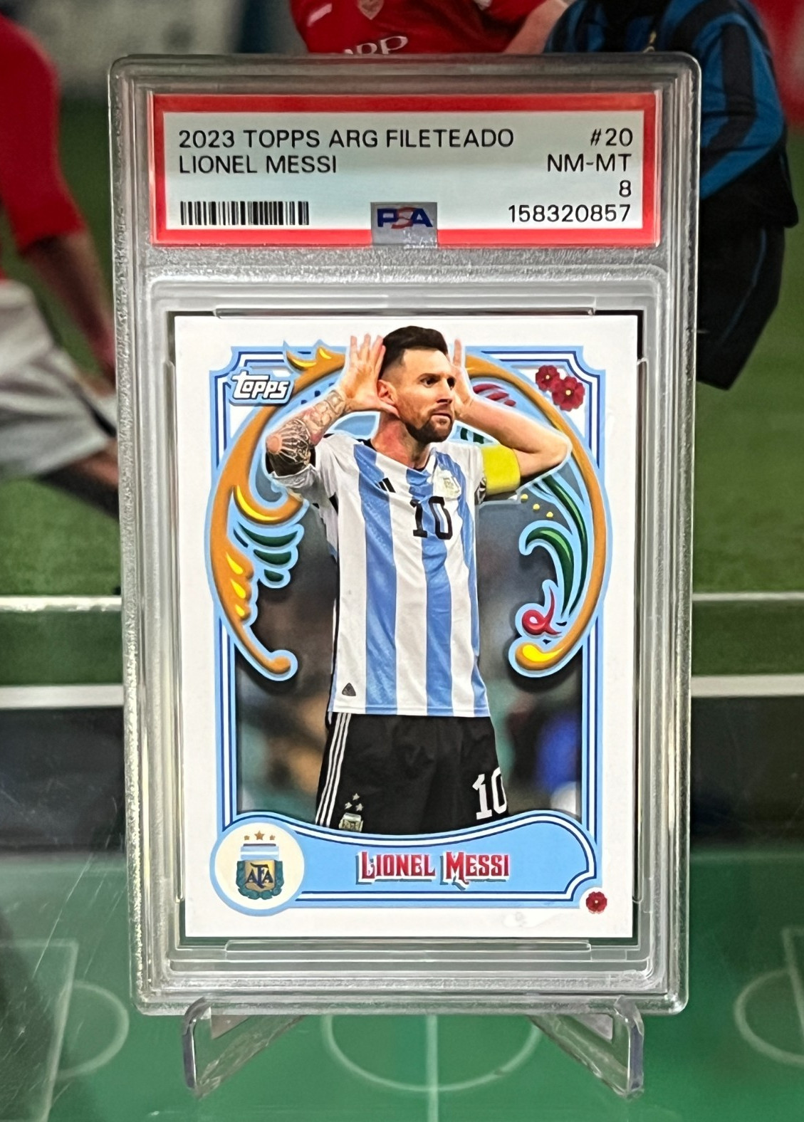 2023 Topps Argentina Fileteado - Legends Lionel Messi #20 PSA 8 view 7