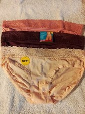 Lot Of 3 Vanity Fair Women's Flattering Lace Bikini Panties Nylon- Size 8