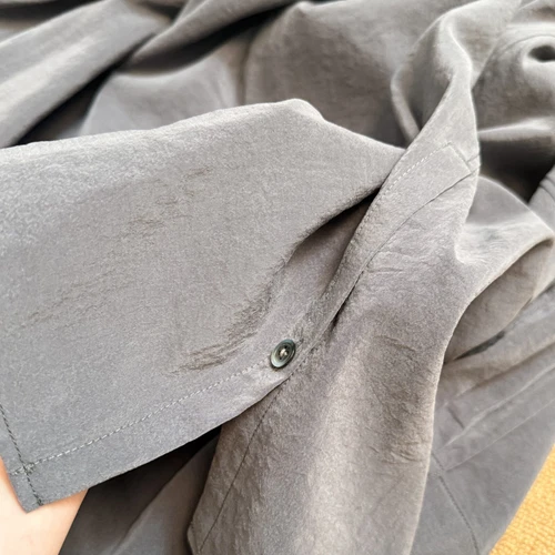 donclickin Lemaire*vibe 25SS New Glossy Dry Silk Shirt –Sage Green Black Edition - Foto 11 di 23