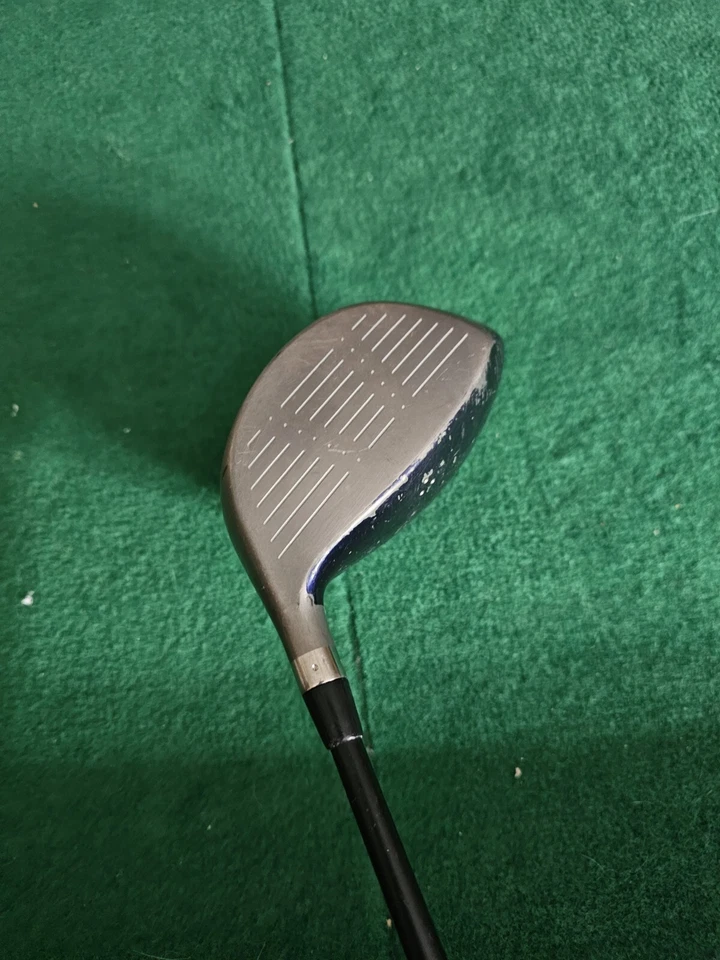Driver Nike Forged Titanium 11°/Varilla de grafito flexible regular/Agarre Nike/derecha Foto 2 de 4