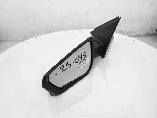 2020-2024 Chevrolet Equinox Driver Side View Mirror Outside 84626243 - White