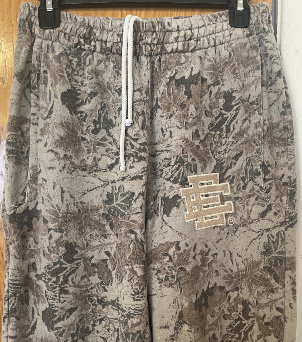 Eric Emanuel EE Basic Core Sweatpants Tan EE Leaf… - image 16