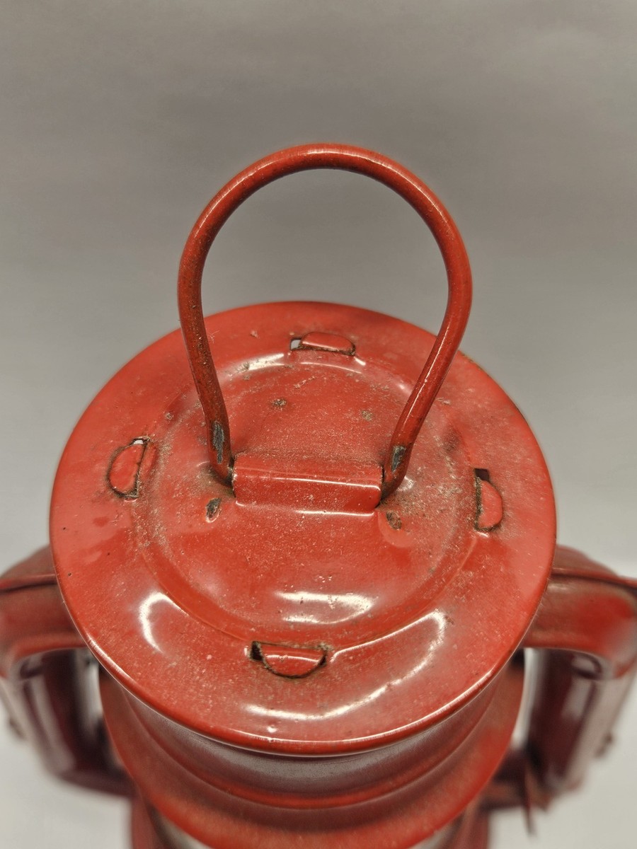 Vintage Red Winged Wheel No. 350 Kerosene Lantern 7