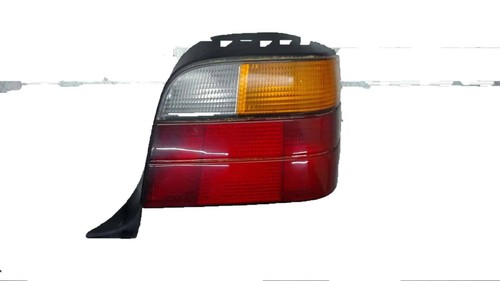 Original BMW 3er E36 Touring Rücklicht Heckleuchte hinten rechts 8371936