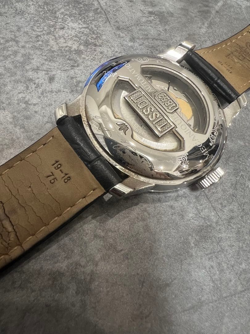 No accessories TISSOT Le Locle Powermatic 80