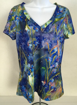 Just Fashion Now Top Women Size S Blue Green Purple Floral V neck Short Sleeves