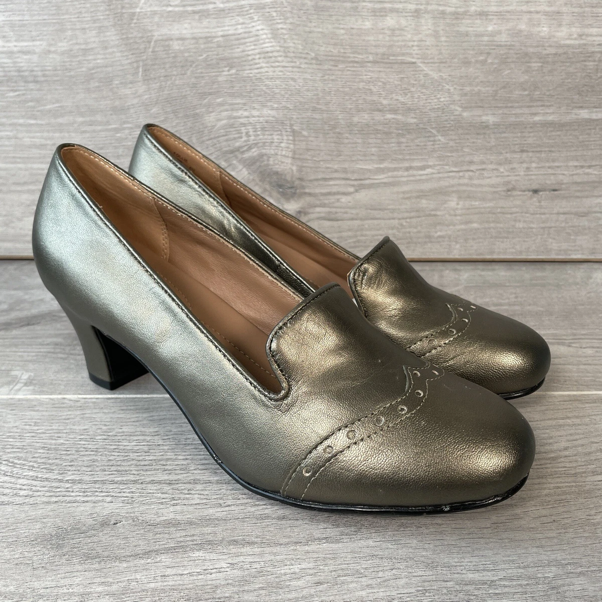 Hotter Womens UK Size 6 Gold Heels Leather Low Court Shoe Follie
