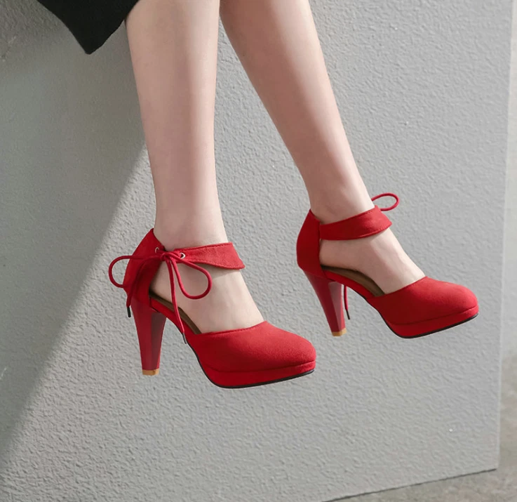 Red simple shop heels
