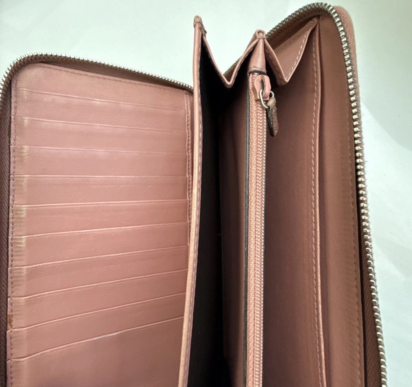 GUCCI VTG LEATHER WALLET CAVIAR PINK GUCCI  LOGO - CERTIFIED AUTHENTIC image 6