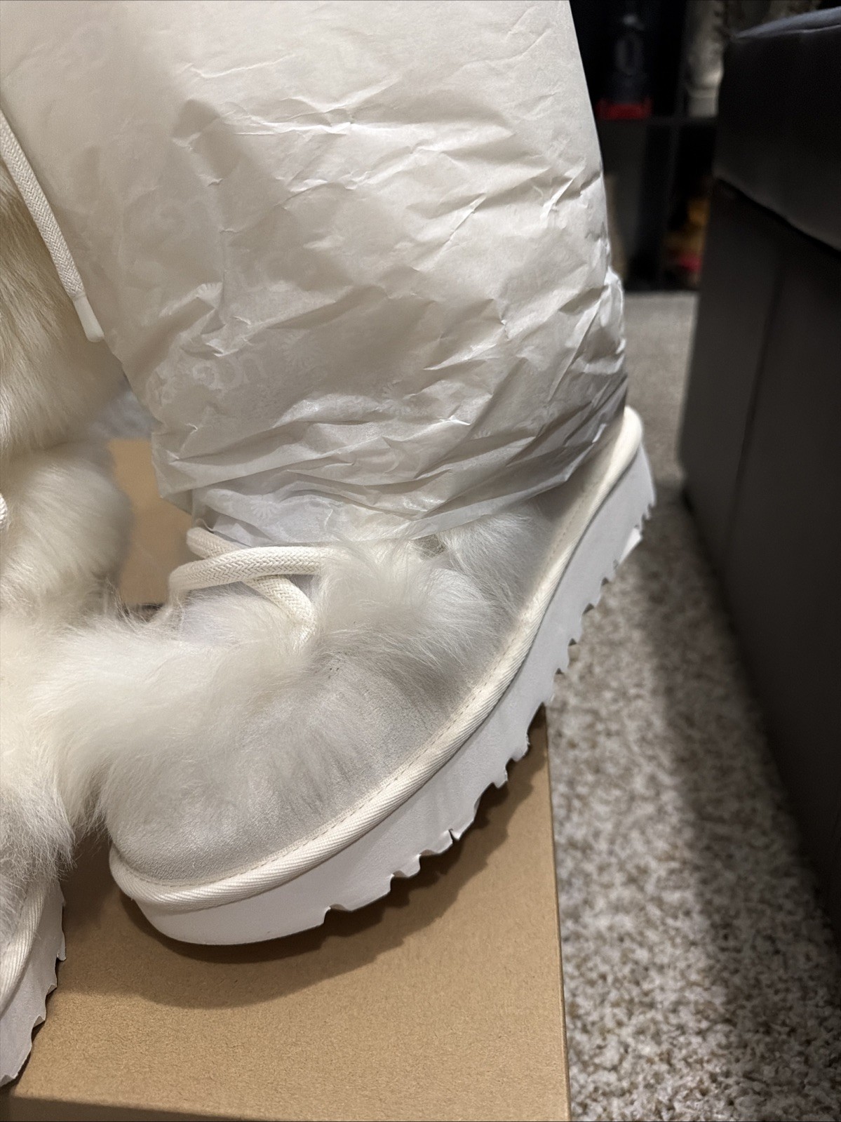 Ugg Classic Tall Chalet White Shearling Boots NIB Size 9 - Rare! image 3