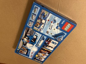 LEGO CITY: Toys R Us Truck (7848) - Brand New In Factory Sealed Box