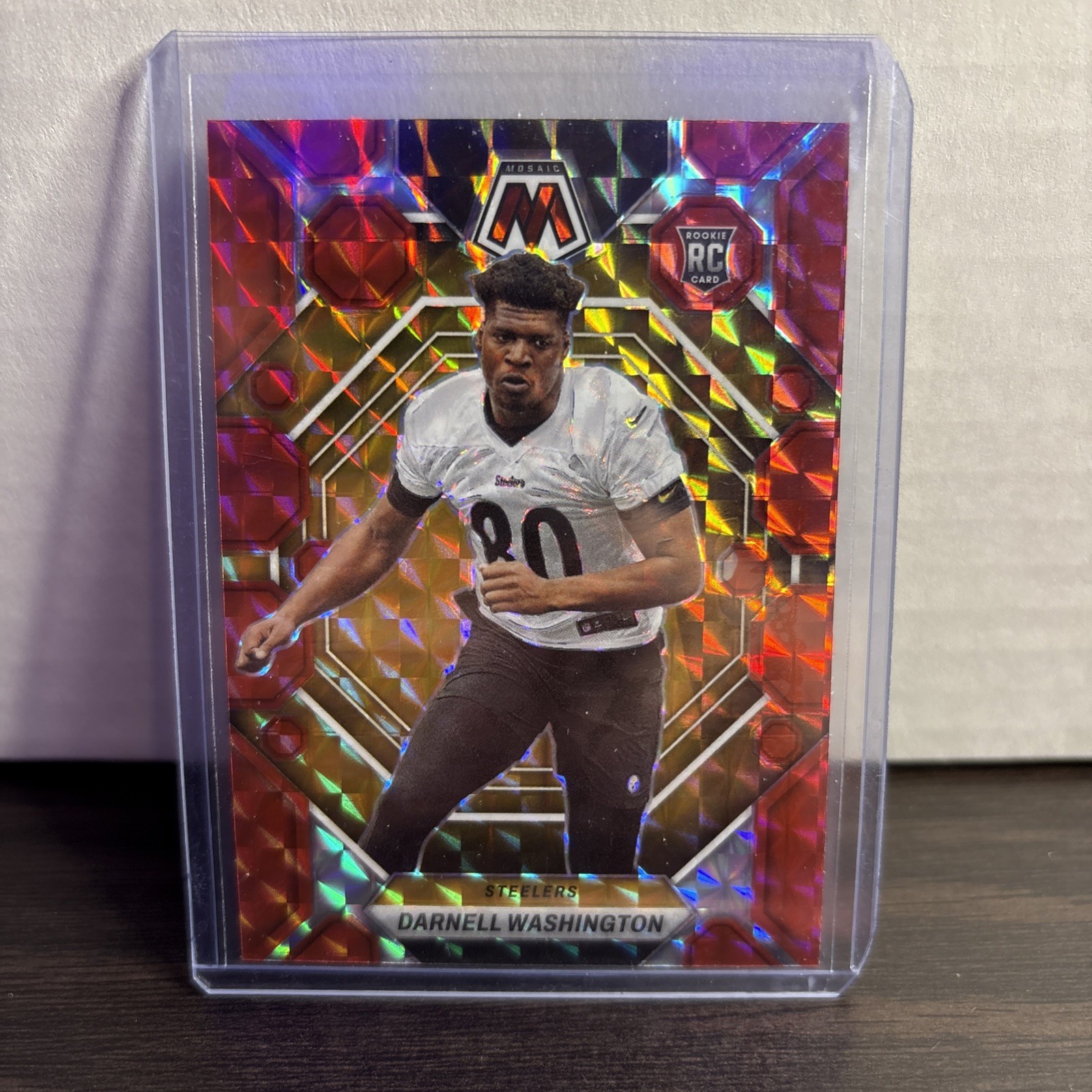 2023 Panini Mosaic - Rookies Darnell Washington #306 Red Mosaic Prizm (RC)