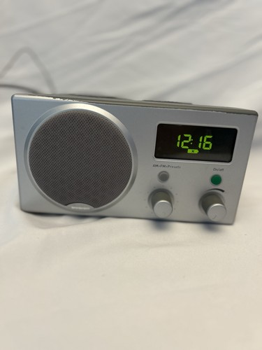 Boston Acoustics Recepter Radio HD AM FM Alarm Clock Radio w Cord ...
