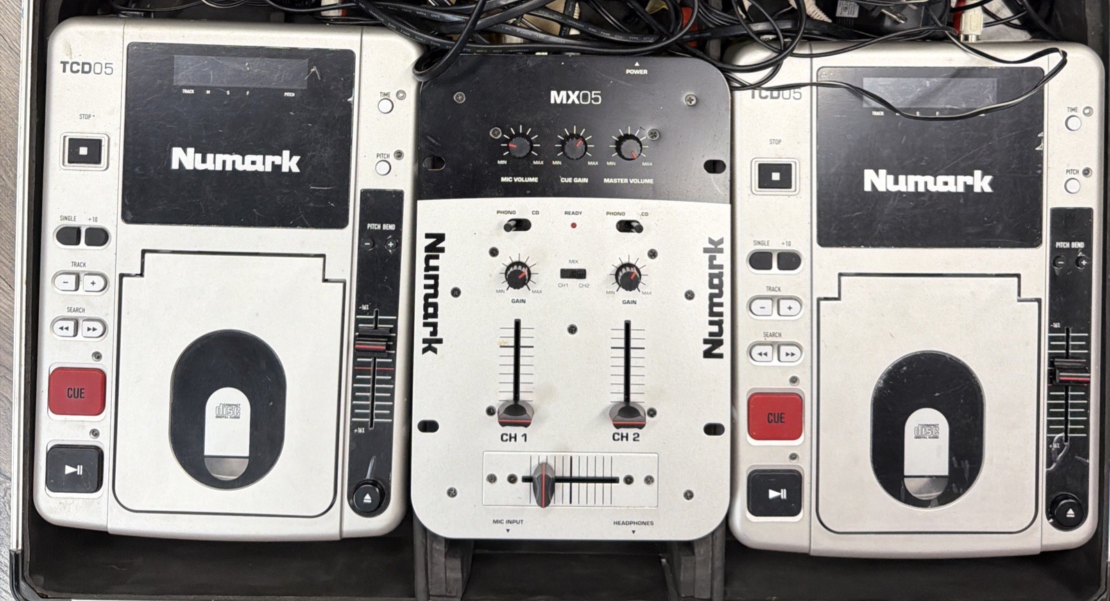 Numark MX05/TCD05 Dual Deck DJ Controller System 2-Channel Tabletop Case