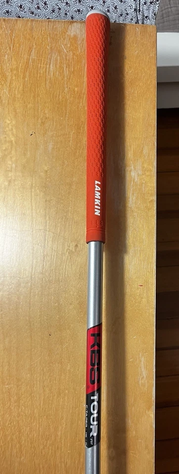 Juego de hierros forjados Cobra King TEC 4-GW, KBS Tour rígidos, empuñaduras de tamaño mediano, diestro Foto 4 de 4