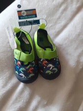 Kids/Boys SZ 7/8 WATER SHOES W/Foot Bumpers - Beach/Pool Fun - BRAND NEW