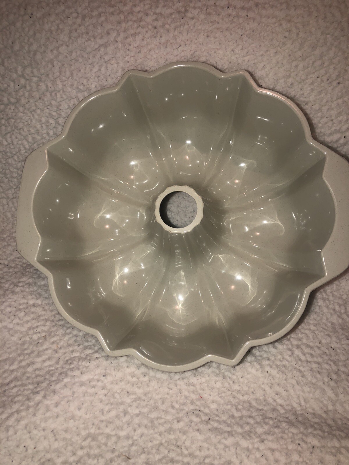 Vintage Nordic Ware microwave bundt Tube pan W/original Box Never Used