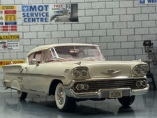Modellino auto 1:18 *RARO* ERTL 1958 CHEVROLET IMPALA (Bianco) American Graffiti LHD!