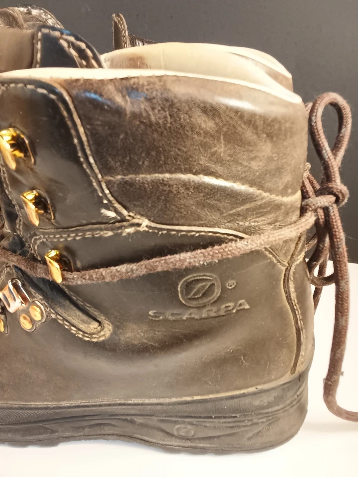 Botas de caminhada femininas Scarpa Nepal 8-8.5? Renda de couro marrom para montanhismo biqueira dura - Imagem 4 de 4