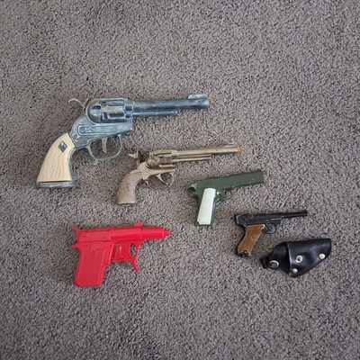 VTG Toy Cap Gun Lot of 5 - Hubley, Zee, Silver, Mini, Spud Hong Kong USA 