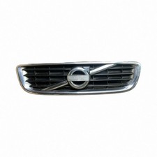 Calandre Volvo V50