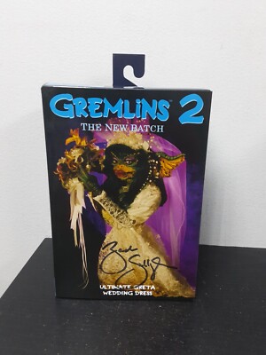 Neca Gremlins New Batch Ultimate Wedding Dress Gretta Figure SDCC 2022 signed 