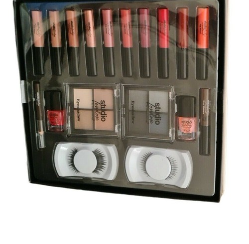 Superdrug Studio Ultimate Beauty Vault
