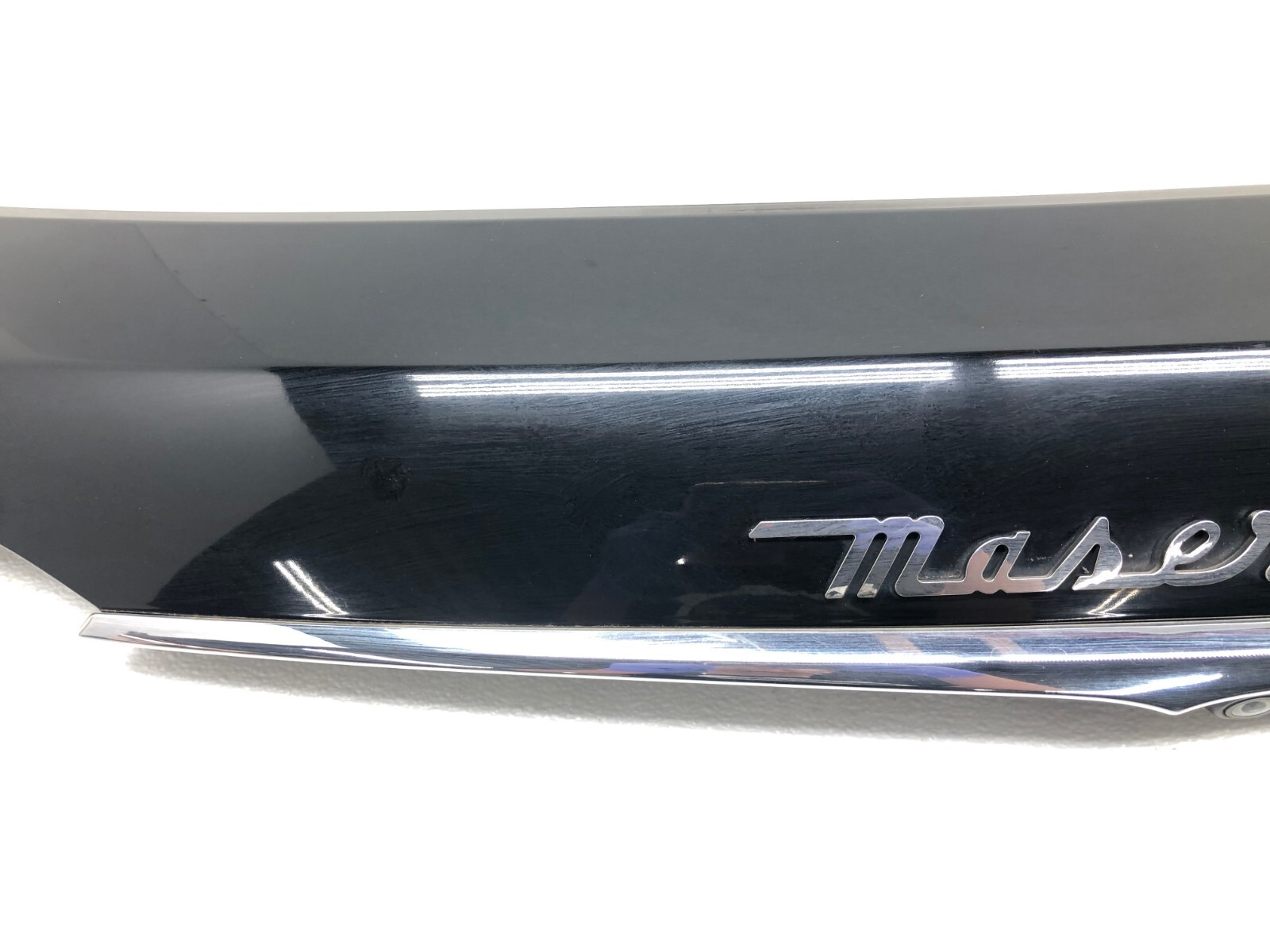 2017-2020 MASERATI LEVANTE REAR LIFTGATE SPOILER TRIM W/ CAMERA OEM #NOTES!!!