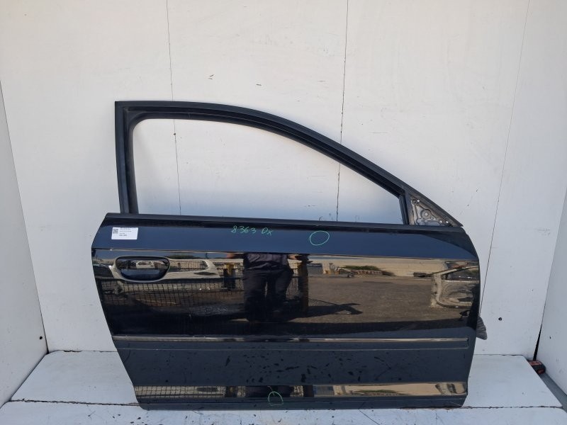 8P3831052D porte avant droit AUDI A3 3P II 8P1 2.0DIESEL BKD K8363-336034