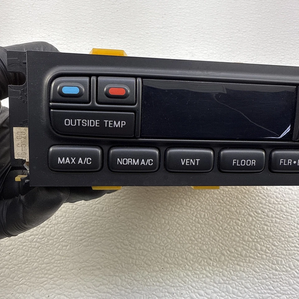 Блок климат-контроля температуры 1996-1997 Lincoln Town Car EATC F7VH-19C933-AA - Изображение 4 из 4