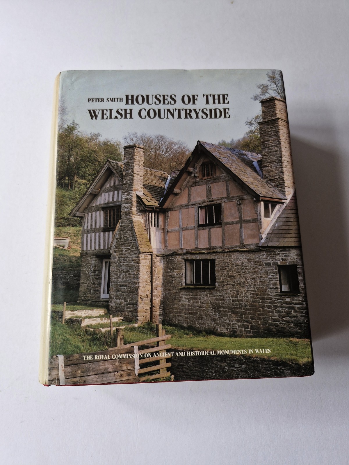 Houses of the Welsh Countryside by Peter Smith (Hardback, 1988)