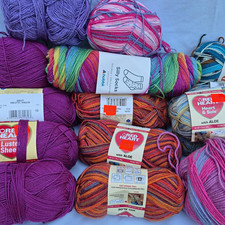 Red Heart Heart & Sole with Aloe Sock Yarn Lo...