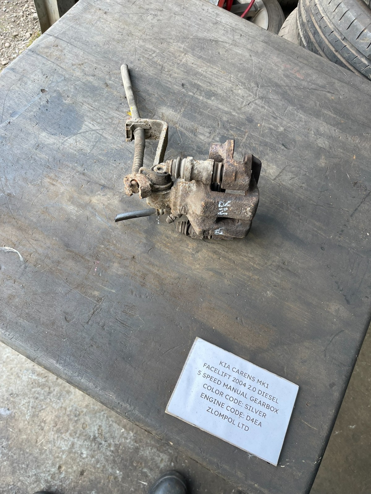 KIA Carens Mk1 Facelift 2004 2.0 Diesel - Near Side Rear Brake Caliper