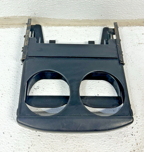 Portavasos delantero Toyota MR2 Spyder 2000-2005 55604-17010 OEM - Imagen 2 de 4
