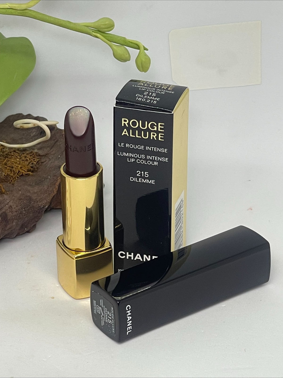 Chanel Rouge Allure Luminous Intense Lipstick - 215 Dilemme - New in Box
