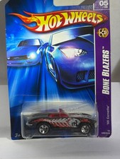 Hot Wheels ‘65 Corvette #085 HW ‘06 Bone Blazers 5/5 Black VHTF! J3411