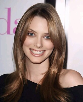  April Bowlby  Super-Hot Actress Model  Two Half Men  8X10 Glossy  STUNNING! 