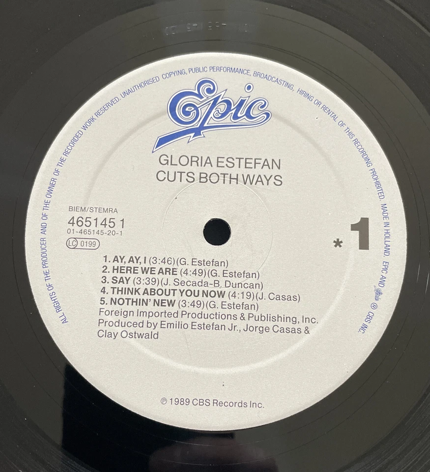 Gloria Estefan - Cuts Both Ways - Vinyl LP 1989 Epic 465145 1 Lyric Inner EX/EX - Image 3 of 4