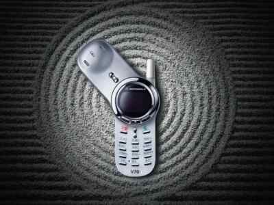 Original Motorola V series V70 Silver 2G GSM 900 1800 Unlocked