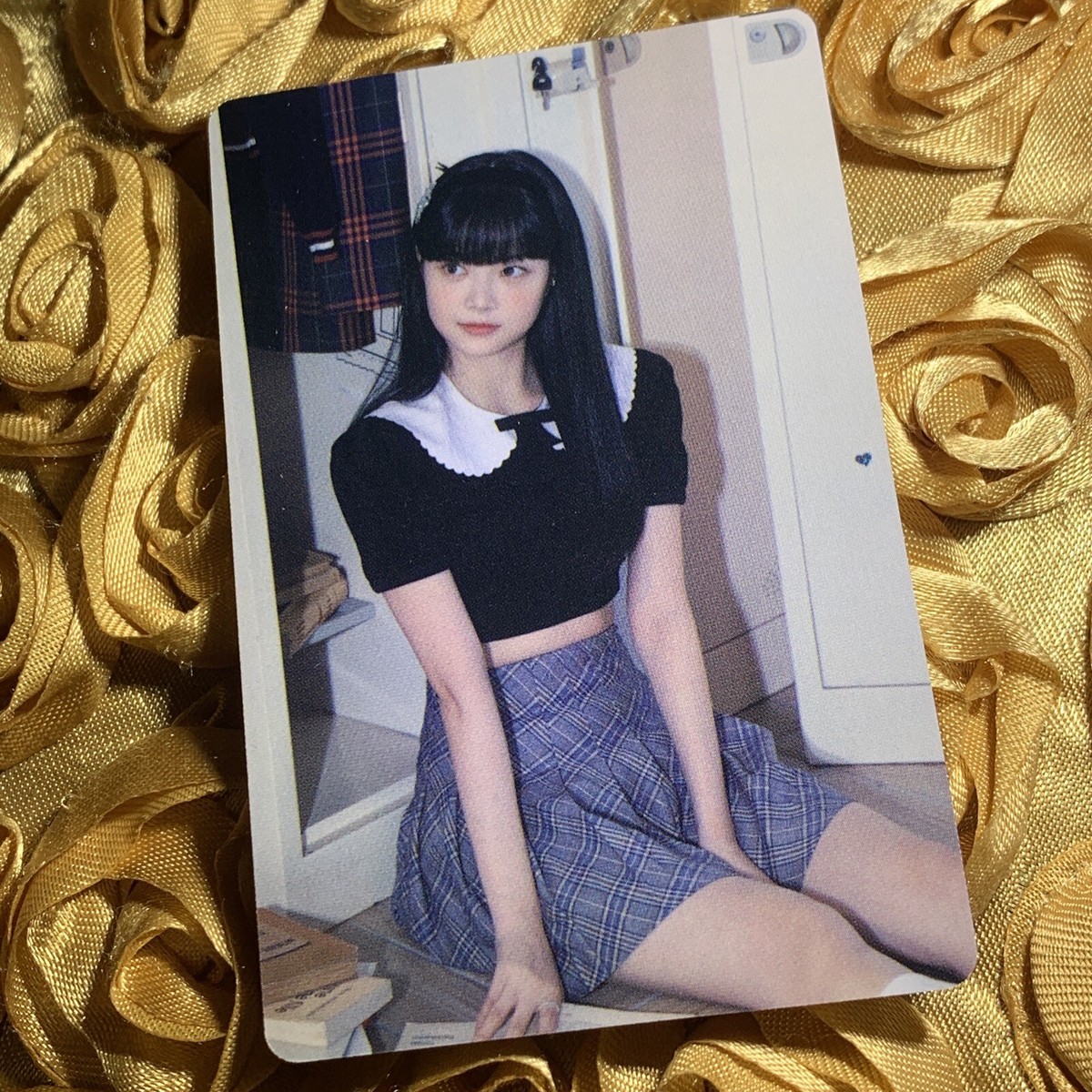 HONG EUNCHAE LE SSERAFIM Class Edition Celeb K-pop Girl Photo