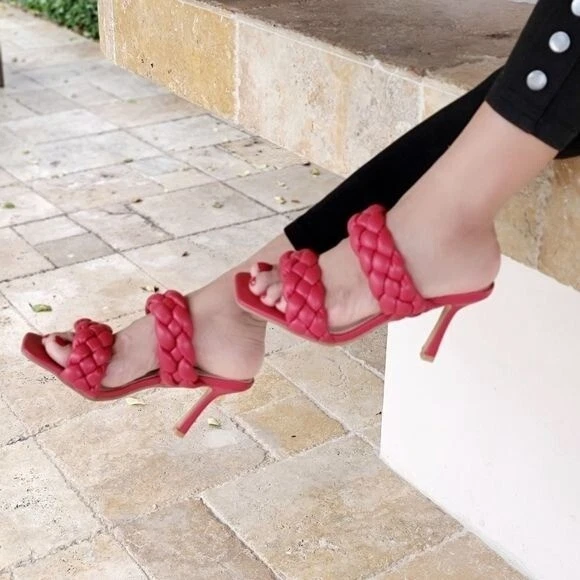 Sandália mula feminina vermelha trançada dupla biqueira quadrada - Imagem 2 de 4